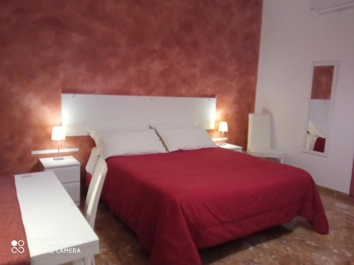 Bed & Breakfast Fontanarossa Airport -Private Parking- Катанія Екстер'єр фото
