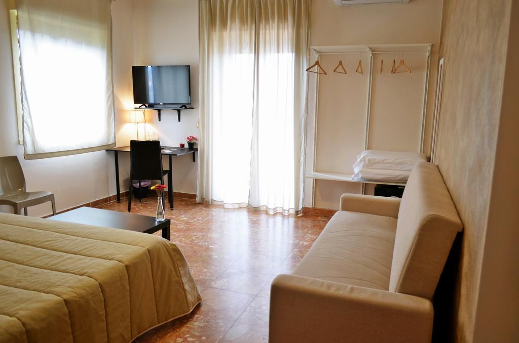 Bed & Breakfast Fontanarossa Airport -Private Parking- Катанія Екстер'єр фото