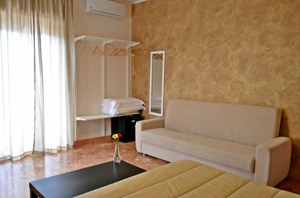 Bed & Breakfast Fontanarossa Airport -Private Parking- Катанія Екстер'єр фото