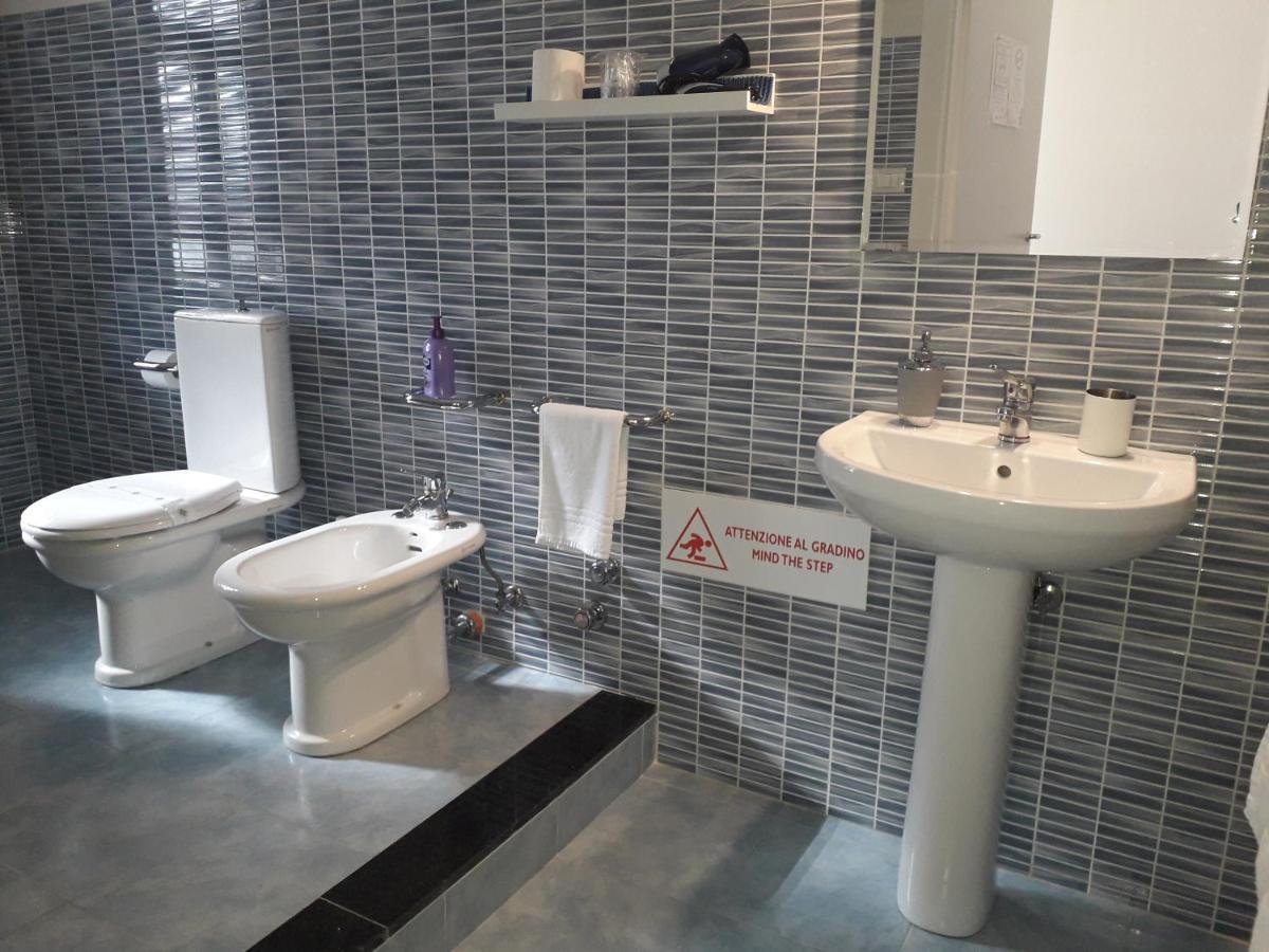 Bed & Breakfast Fontanarossa Airport -Private Parking- Катанія Екстер'єр фото